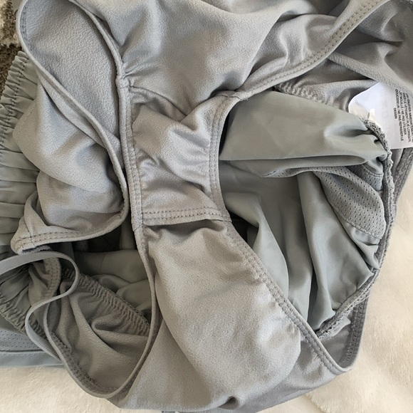 Nike Dri-Fit Grey running shorts - Picture 7 of 7